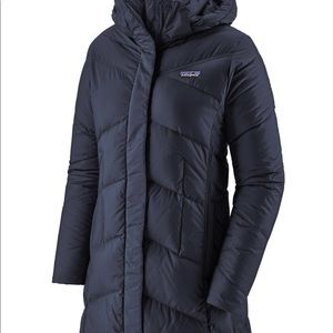 Women’s down with it parka NWT large new navy